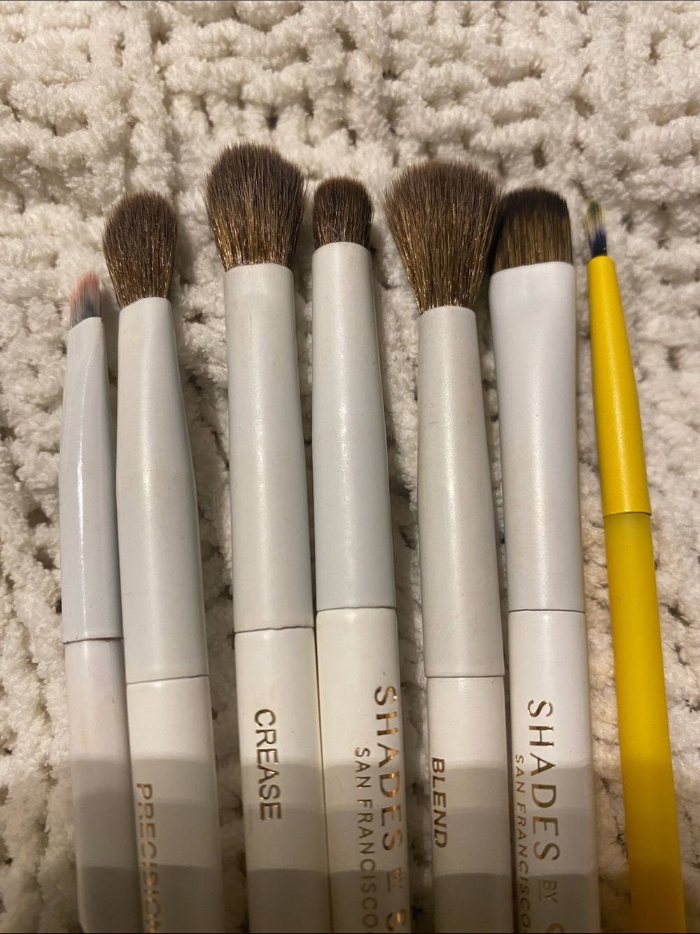 Eyeshadow Brush Bundle - Picture 3 of 7